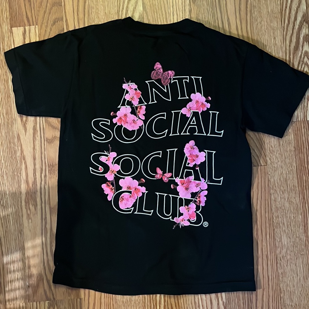 AntiSocialSocial Club t shirt